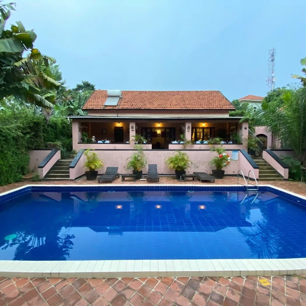 4 Days Drive Gorilla Safari Attractions