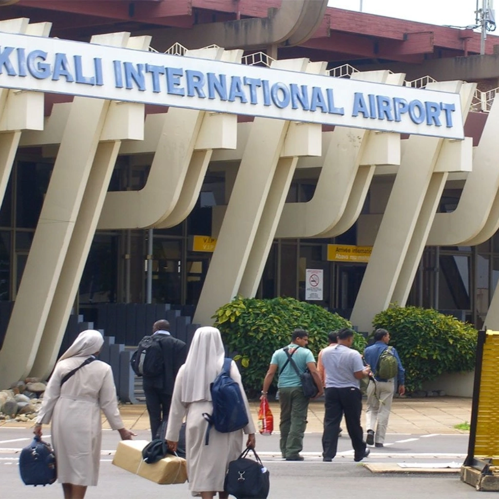 5 Days Nyungwe Forest Chimps Experience Airport