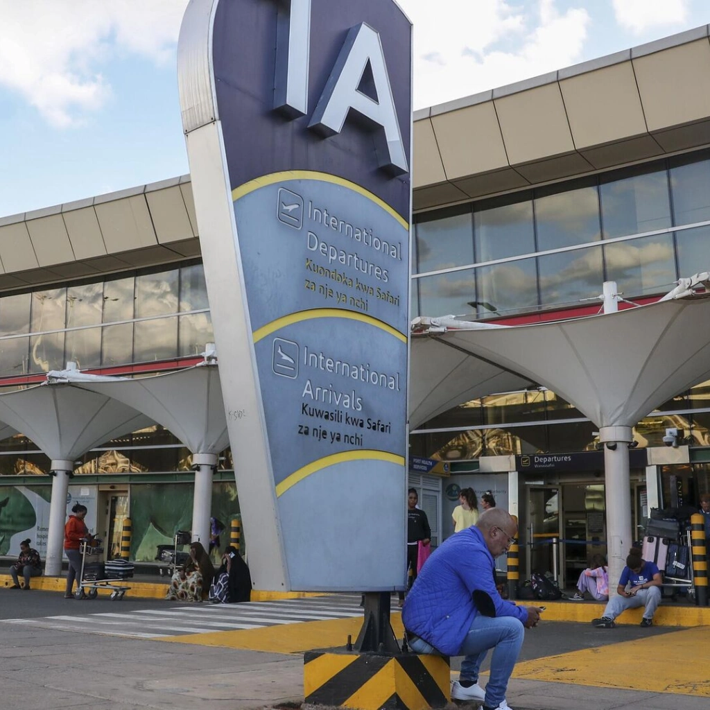 7 Days Savannah Footsteps Safari Airport